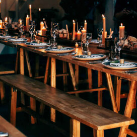 租借場地 (Privatise our lounge)